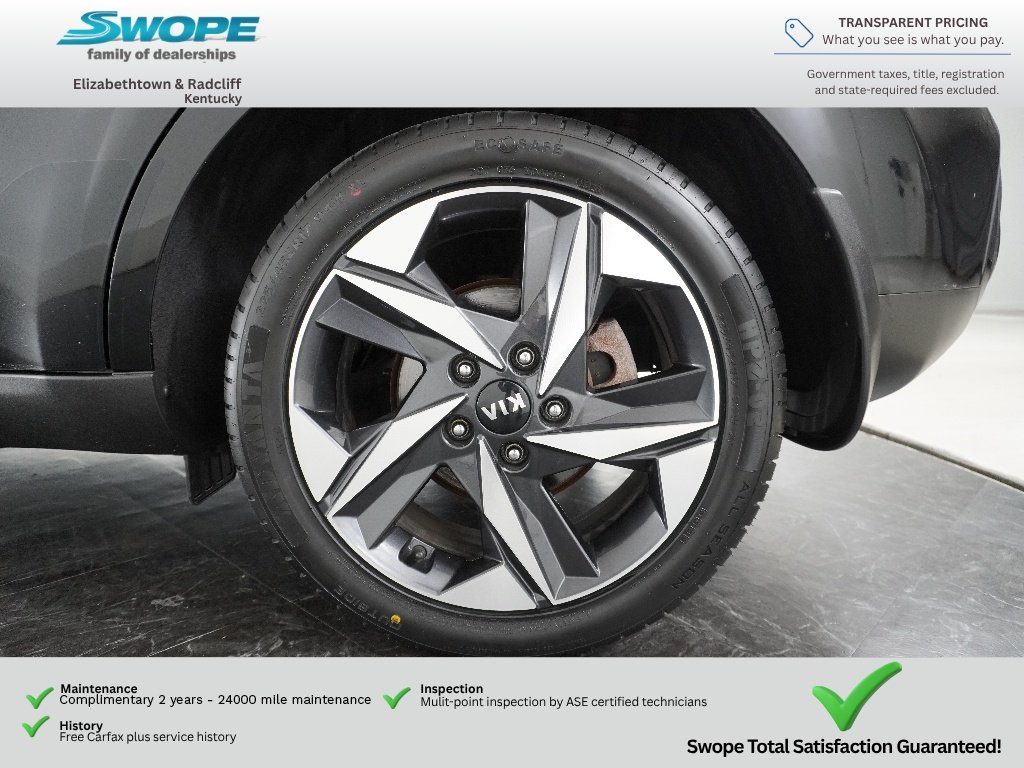 Used 2017 Shadow Black Kia + image 28