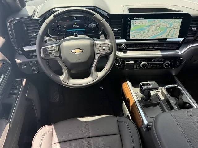 New 2026 Polar White Tricoat Chevrolet High Country image 9
