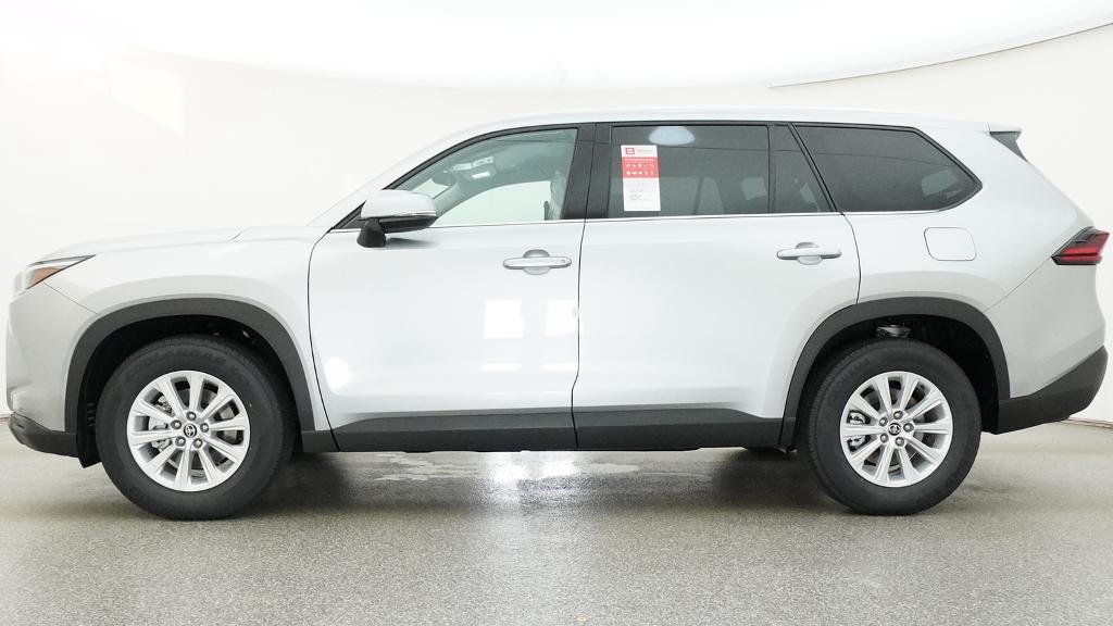 New 2026 Celestial Silver M Toyota Hybrid XLE image 54