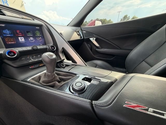 Used 2016 Red Chevrolet Z06 image 13