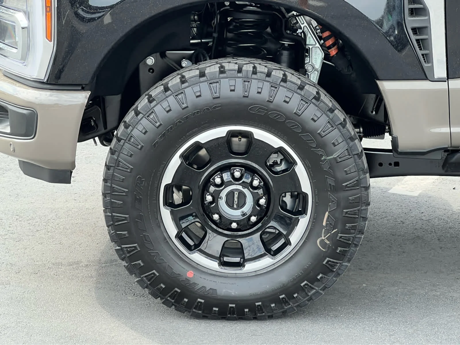 New 2026 Agate Black Metallic Ford F-350® King Ranch® image 13