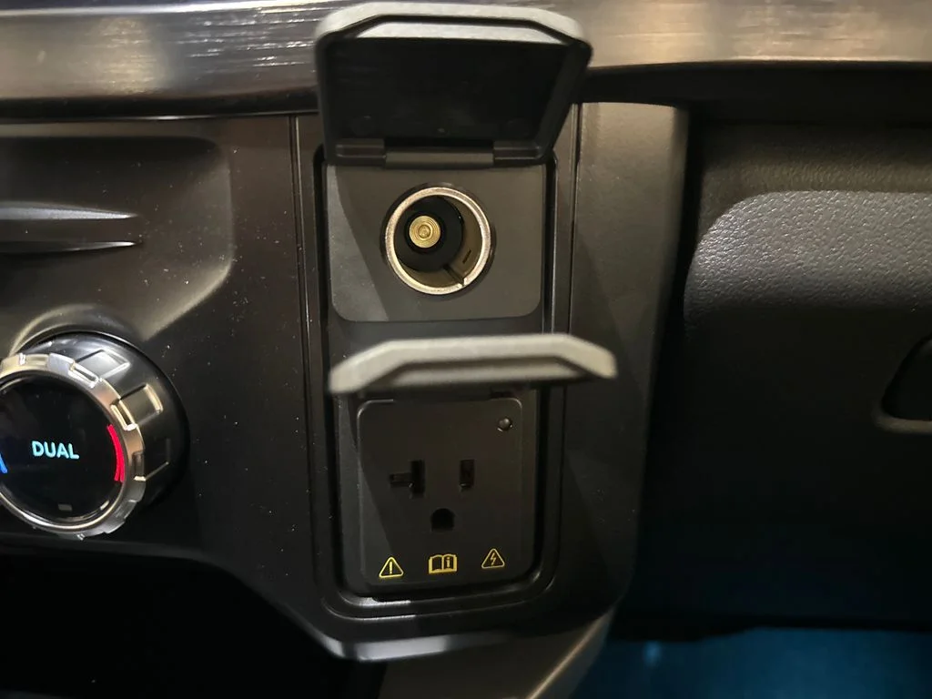 New 2026 Blue Ford Lariat image 37