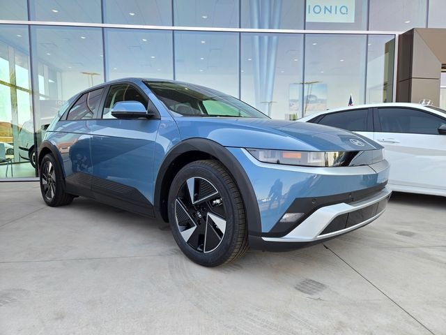 New 2026 Blue Hyundai SE image 2