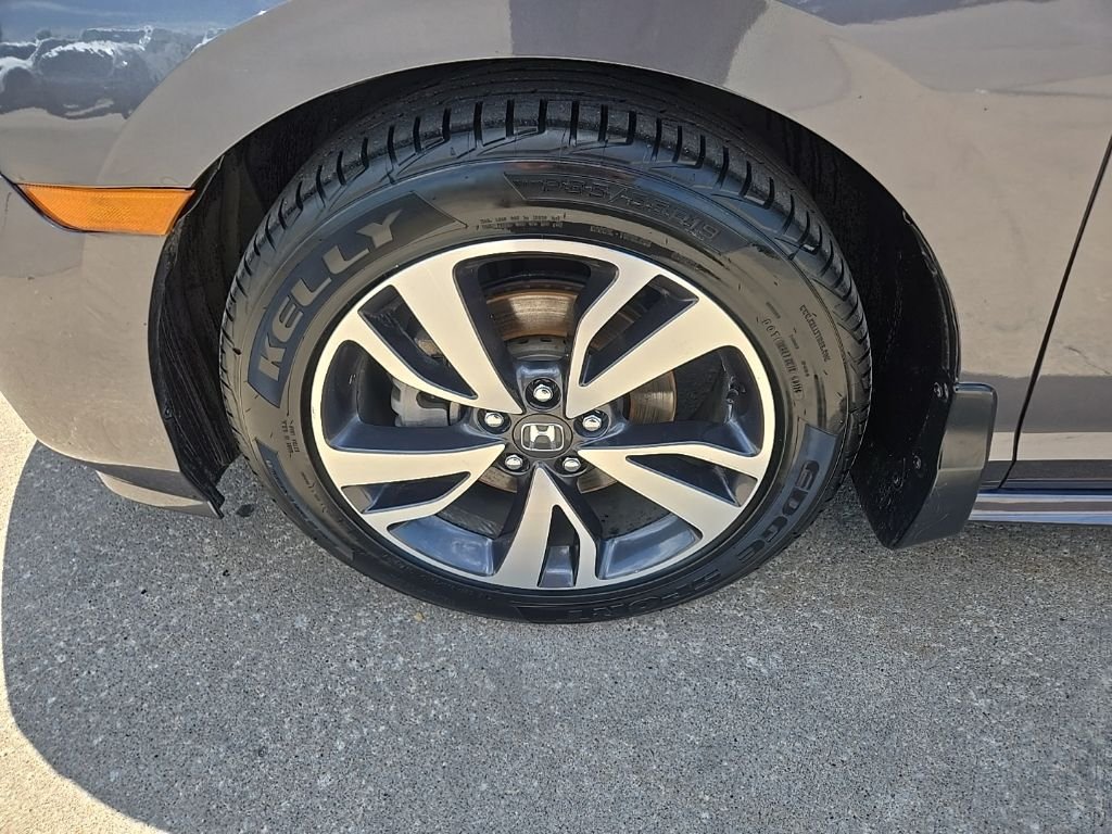 Used 2021  Honda Touring image 25