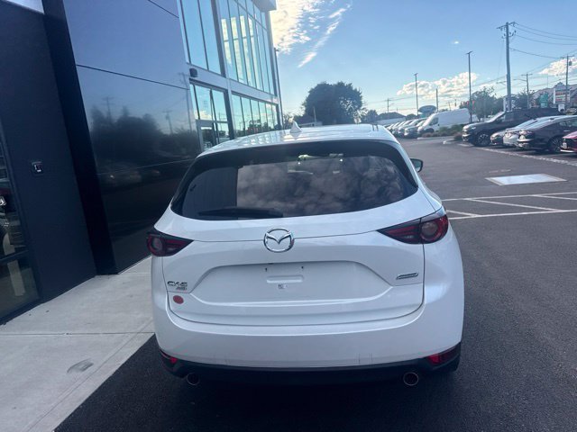 Used 2019 White Mazda Grand Touring image 4