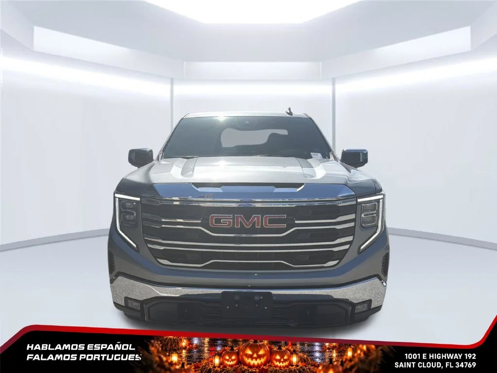 Used 2024 Sterling Metallic GMC SLT image 12