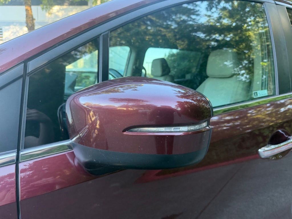 Used 2018 Deep Scarlet Pearl Honda EX-L image 8