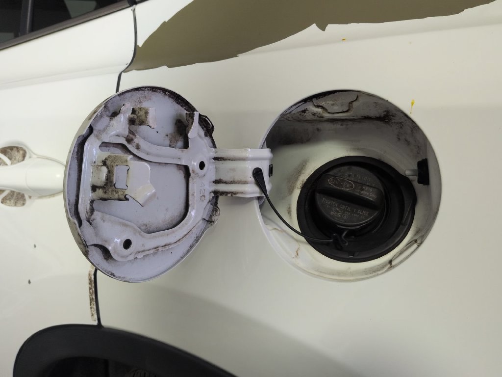 2015 Toyota RAV4 XLE - Photo 18