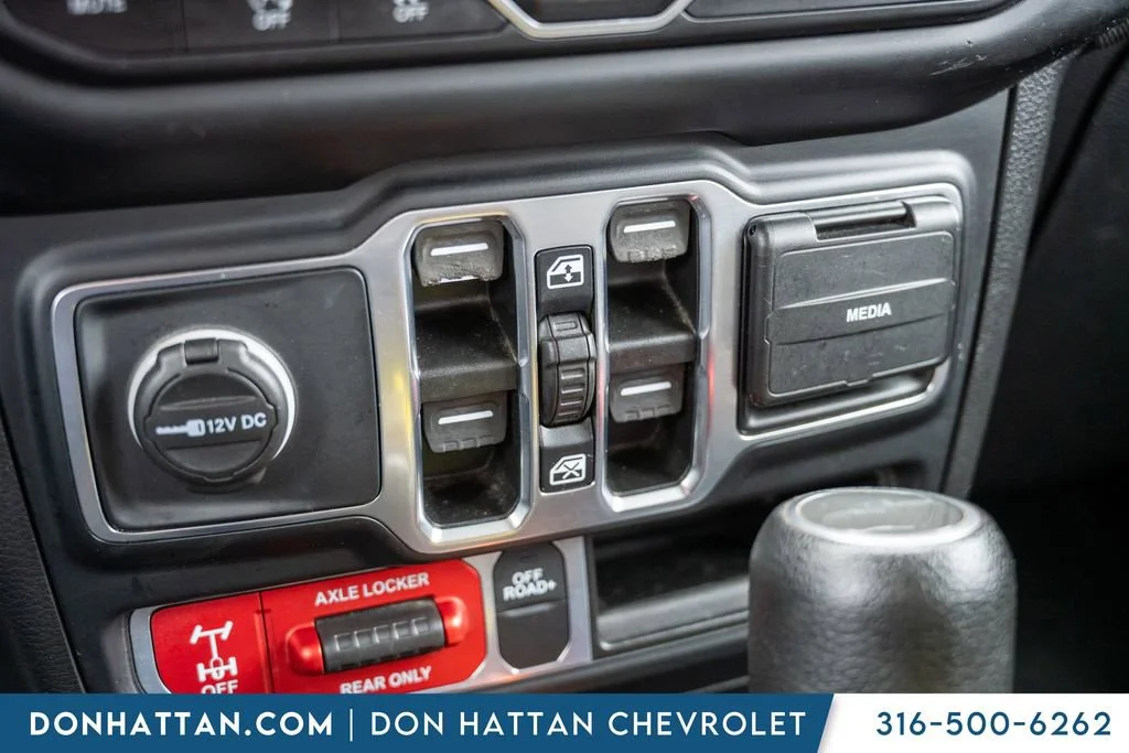 2021 Jeep Gladiator Mojave - Photo 13