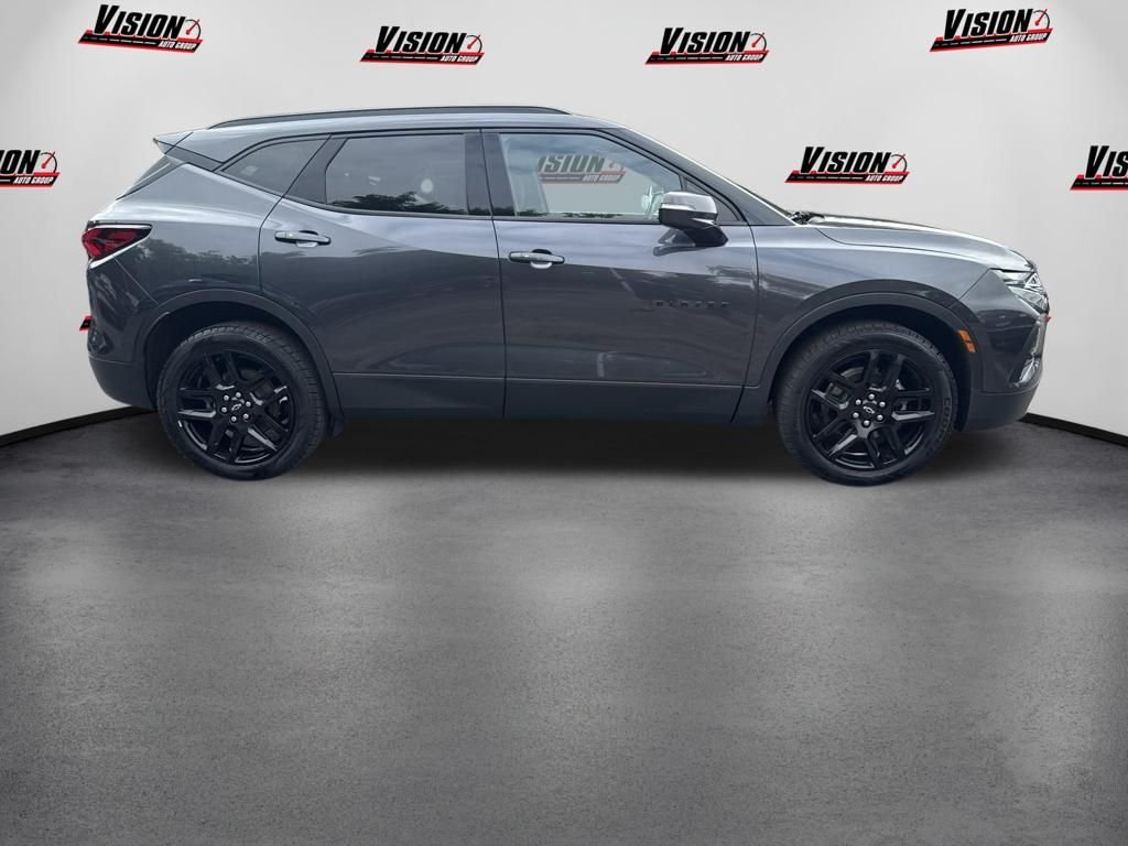 Used 2021 Gray Chevrolet LT image 4