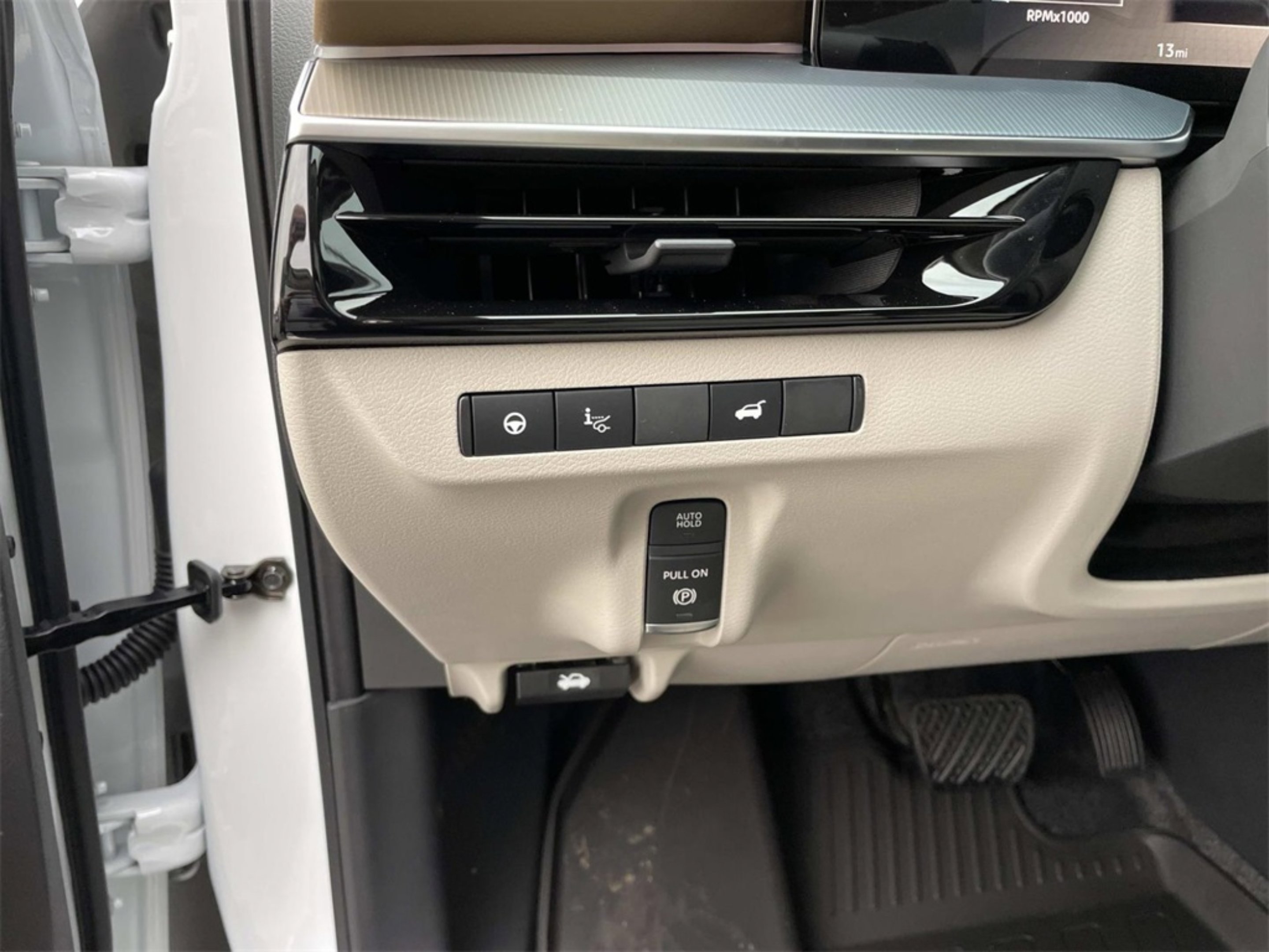 2026 Nissan Murano Platinum - Photo 16