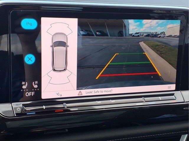 New 2026 Pure Gray Volkswagen SE w/Technology 4M image 17