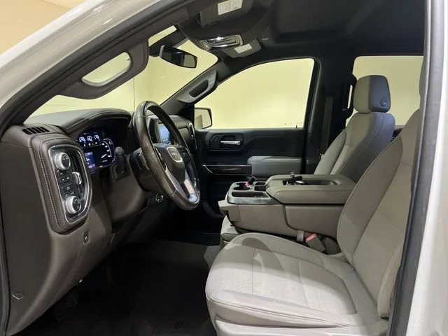 Used 2020 Summit White GMC SLE image 17