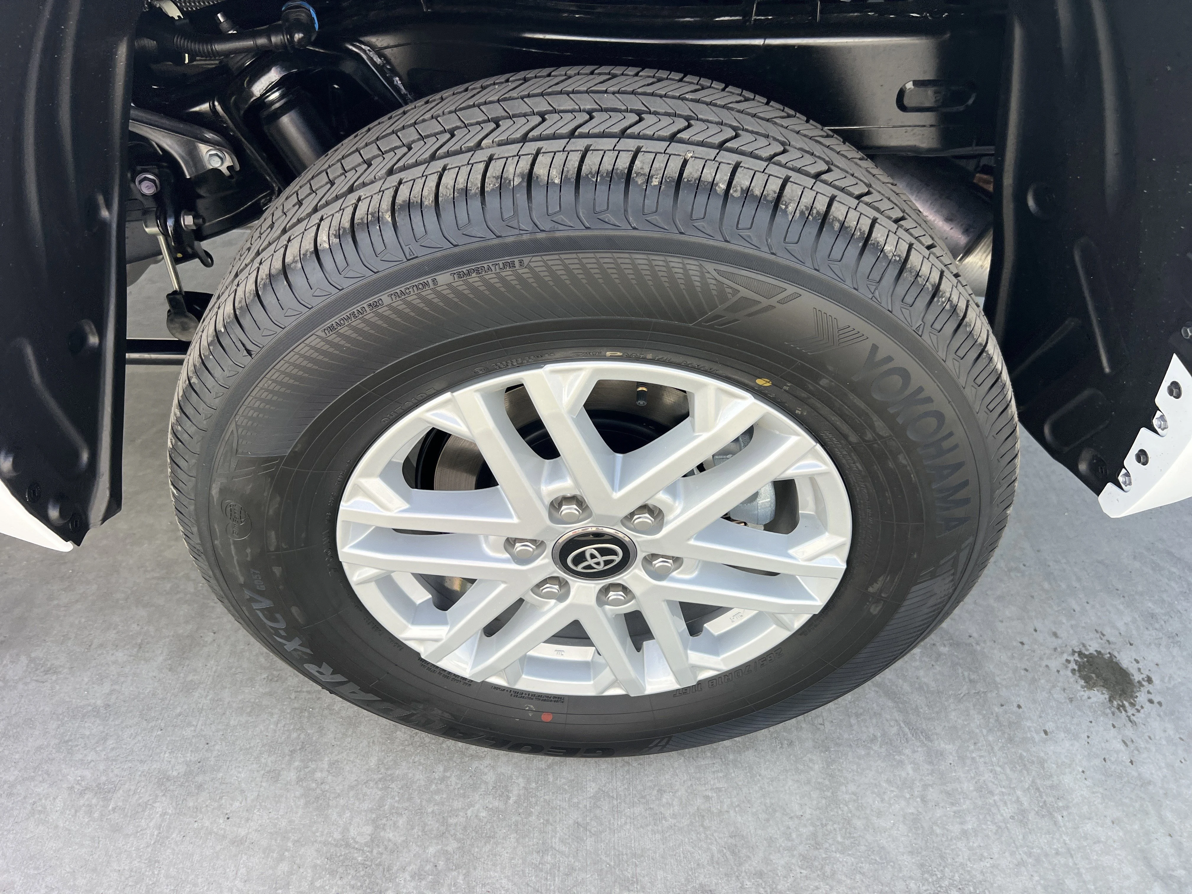 2026 Toyota Tundra SR5 - Photo 22