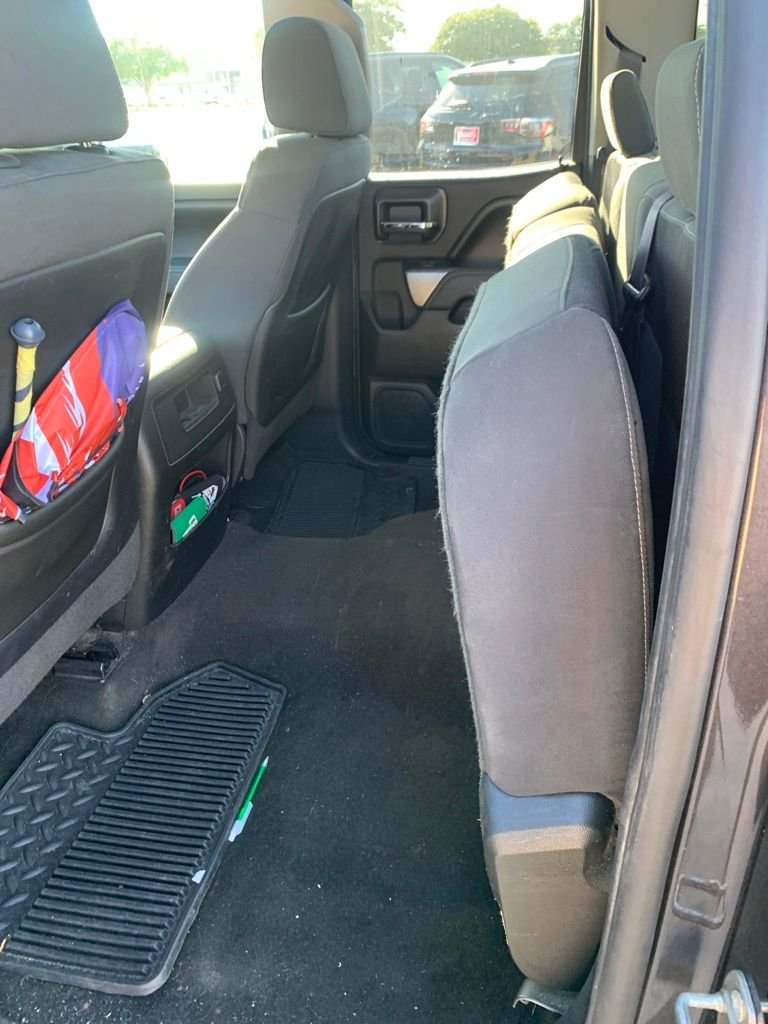 Used 2015 Gray Chevrolet LT image 22