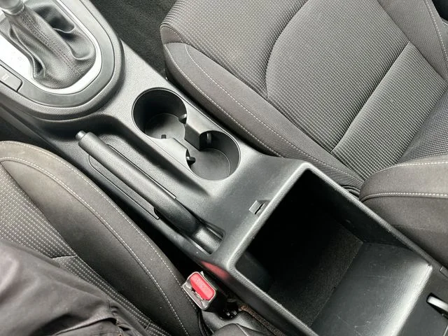 Used 2019 Red Kia LXS image 23