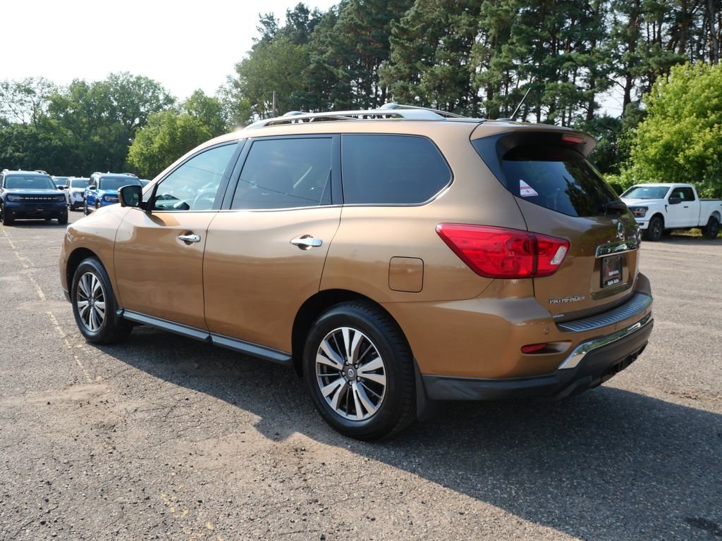 Used 2017 Beige Nissan SL image 4