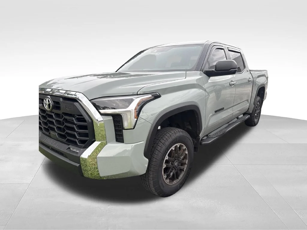 Used 2026 Green Toyota SR5 image 1