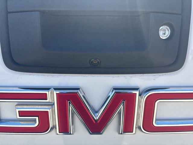 Used 2017 White GMC Denali image 5