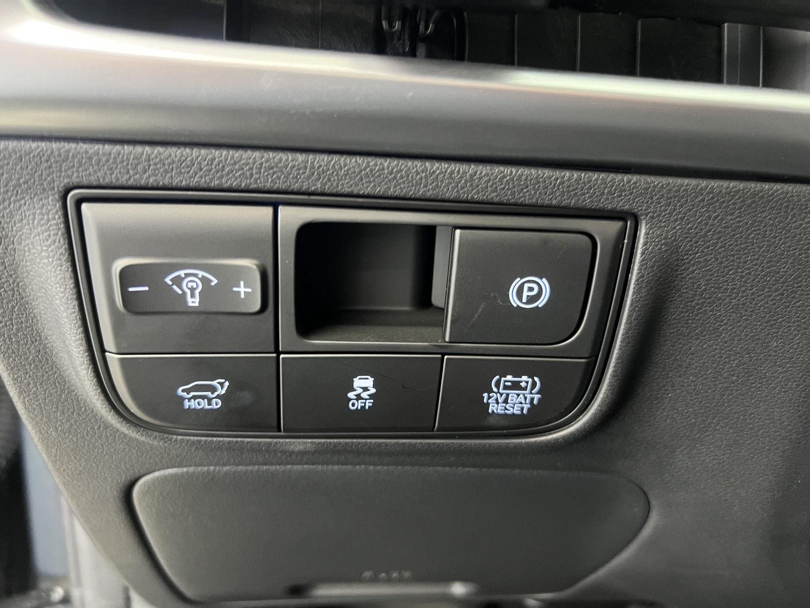 2025 Hyundai Tucson Limited - Photo 25
