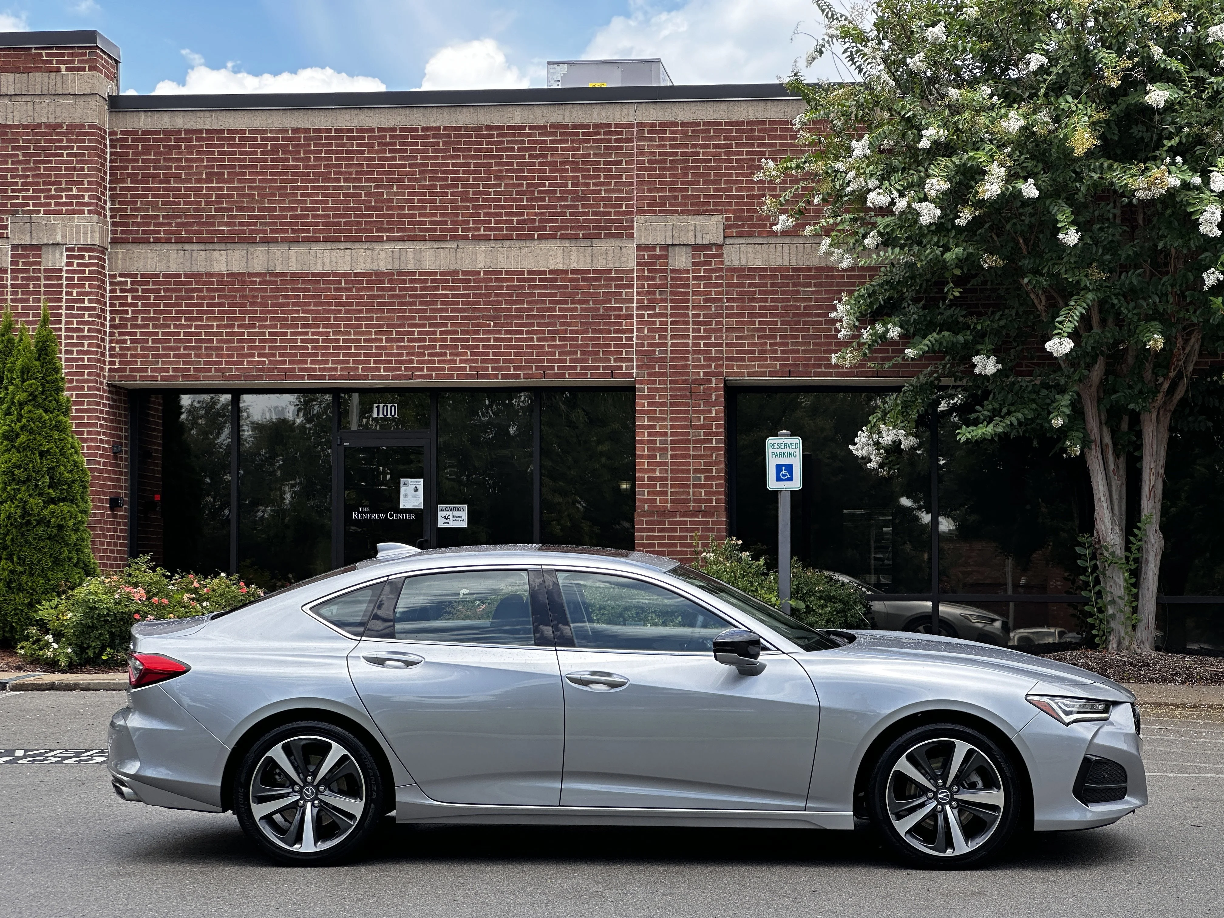 2025 Acura TLX Technology Package - Photo 31