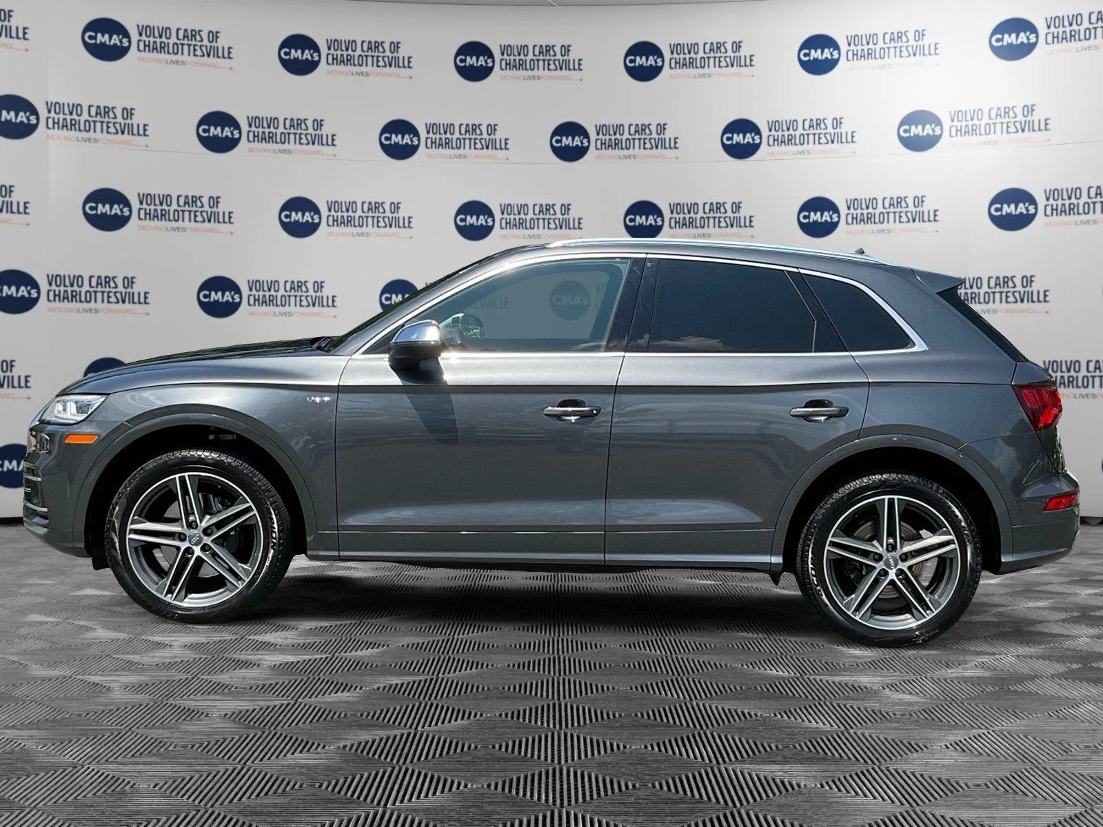 Used 2018 Daytona Gray Pearl Effect Audi Prestige image 2