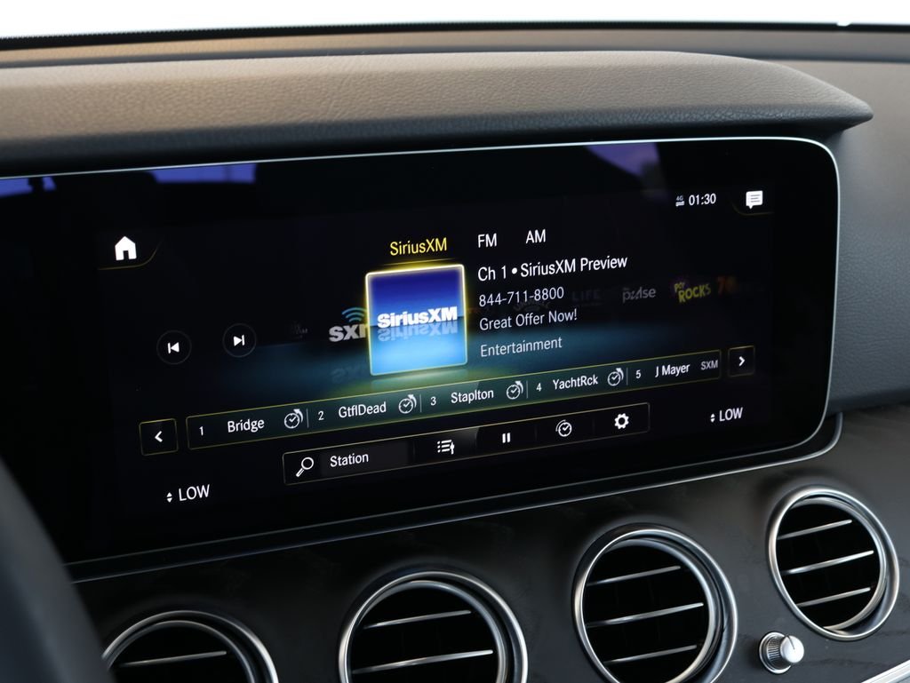 Used 2022  Mercedes-Benz E 450 image 13