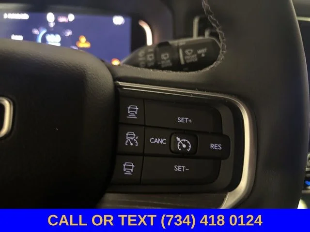 Used 2024 Velvet Jeep Series II image 39