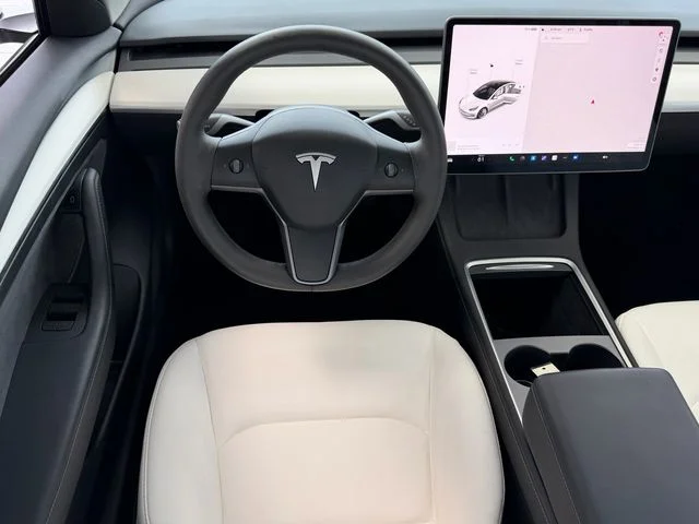 Used 2023 White Tesla Base image 8