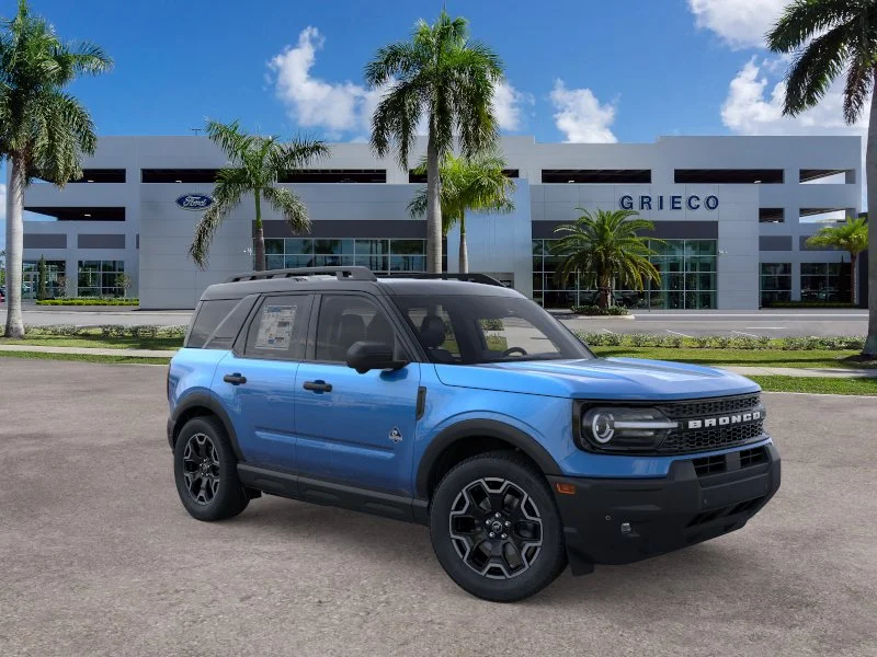 New 2026 Velocity Blue Metallic Ford Outer Banks® image 28