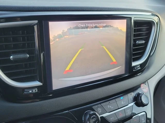 2024 Chrysler Pacifica Touring L - Photo 30