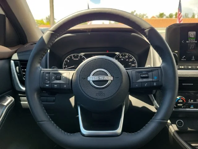 Certified Used 2023 White Nissan SL image 21