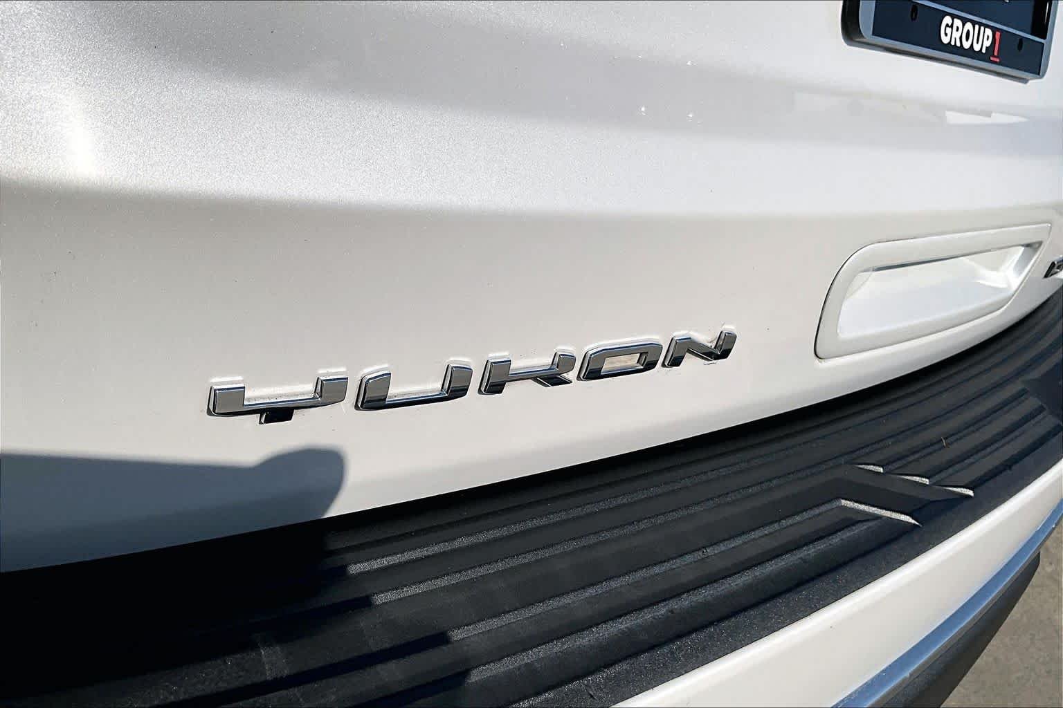 Used 2021 White Frost Tricoat GMC Denali image 30