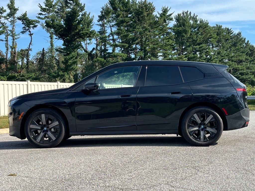 Certified Used 2024 Black BMW xDrive50 image 4