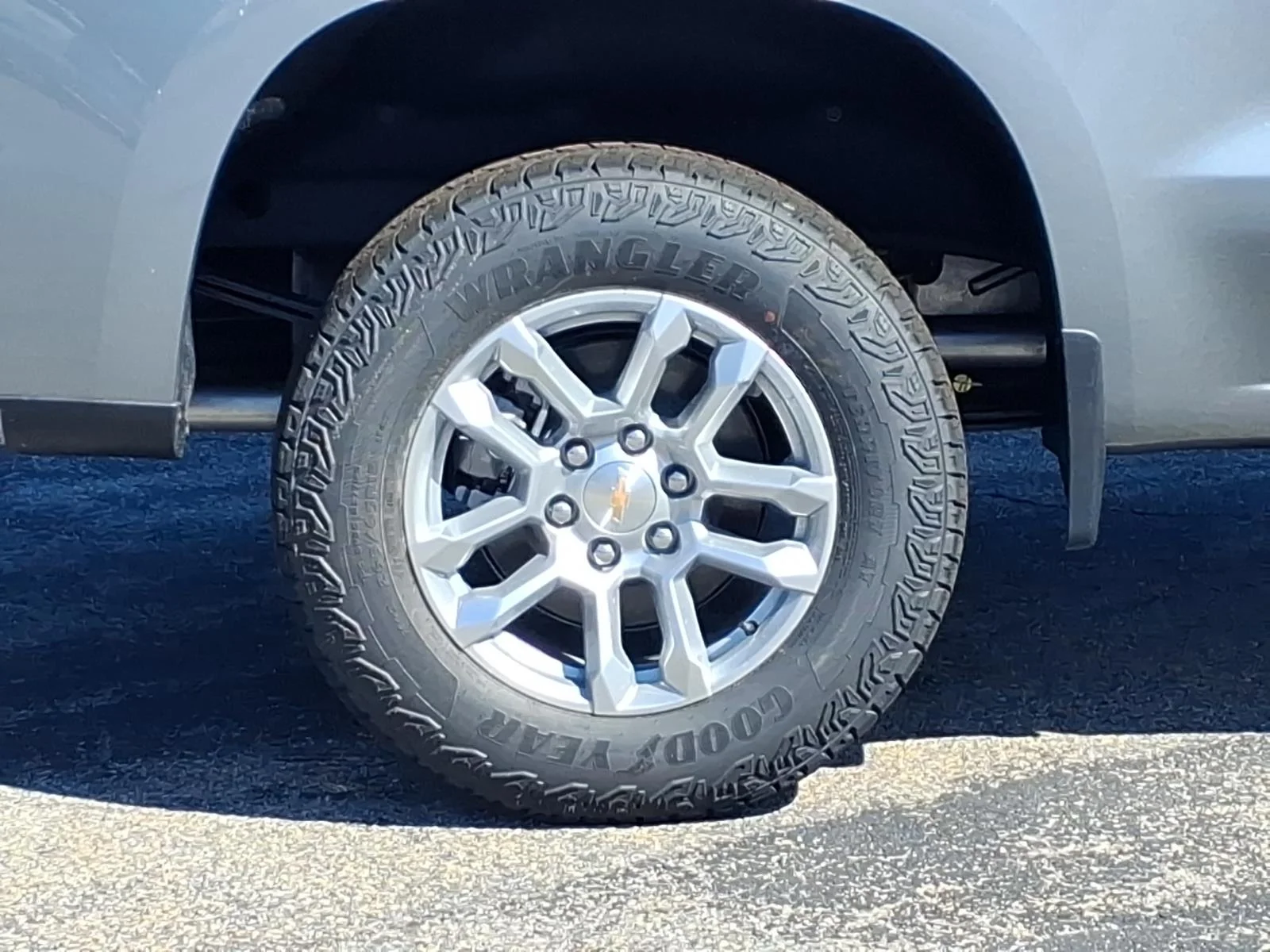 2026 Chevrolet Silverado 1500 LT - Photo 3