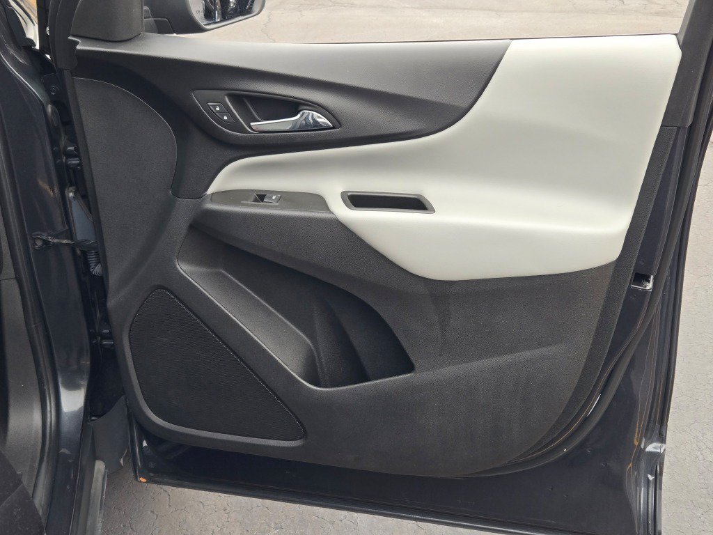 2022 Chevrolet Equinox LS - Photo 6
