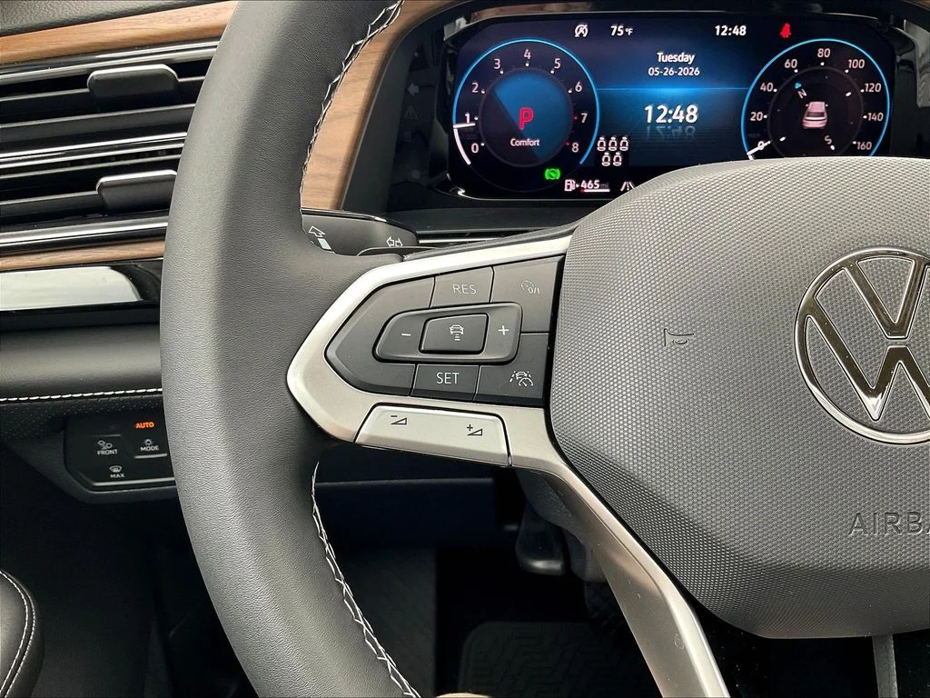 New 2026 White Volkswagen 2.0T SE image 32