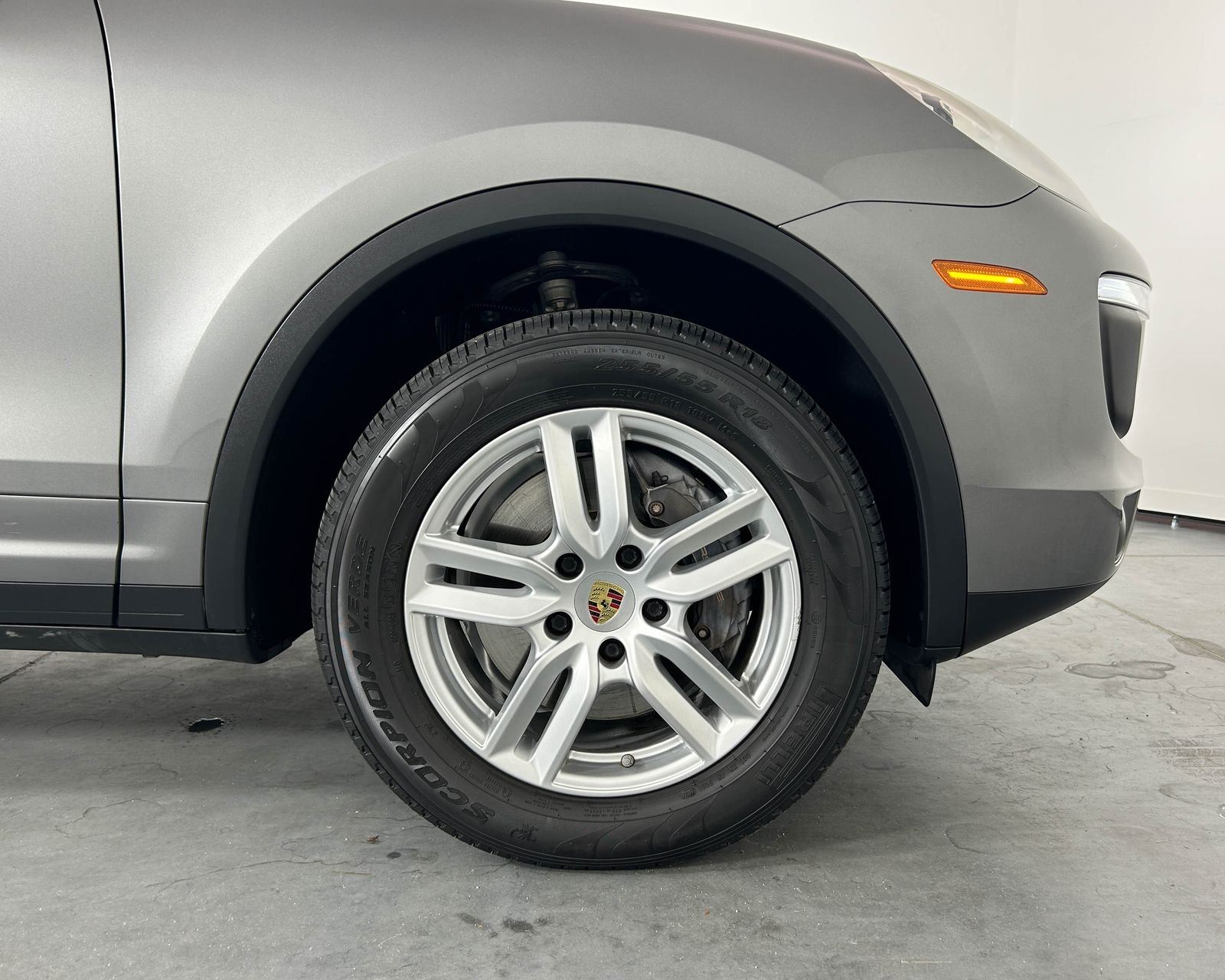 Used 2018 Gray Porsche Base image 11
