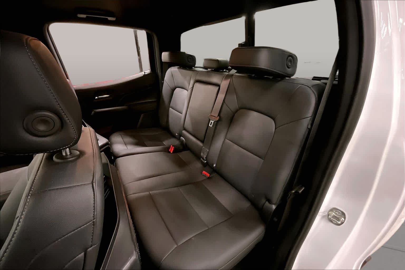 2024 Chevrolet Colorado LT - Photo 25