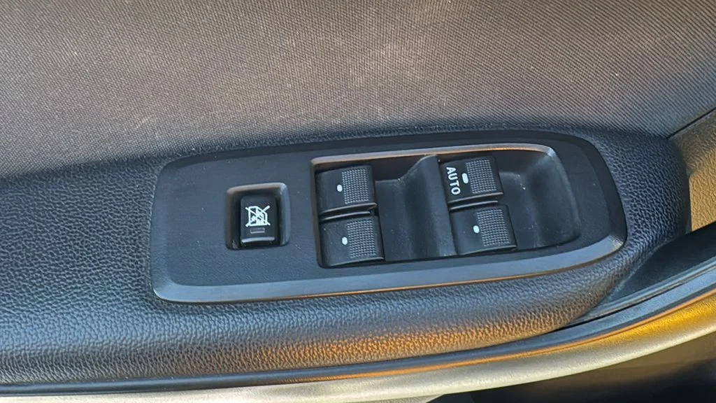 Used 2022 Cyber Orange Metallic Tricoat Ford XLT image 20