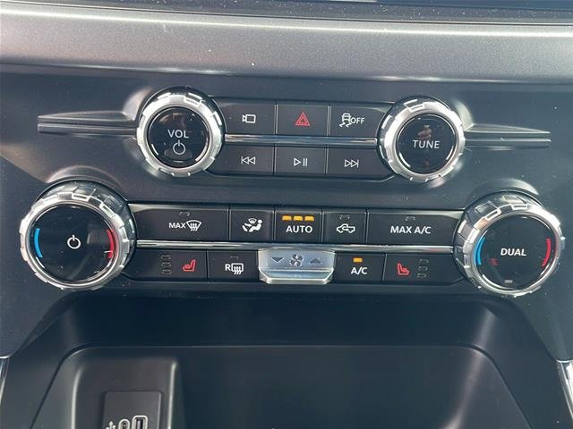 New 2026 Agate Black Metallic Ford XLT image 55