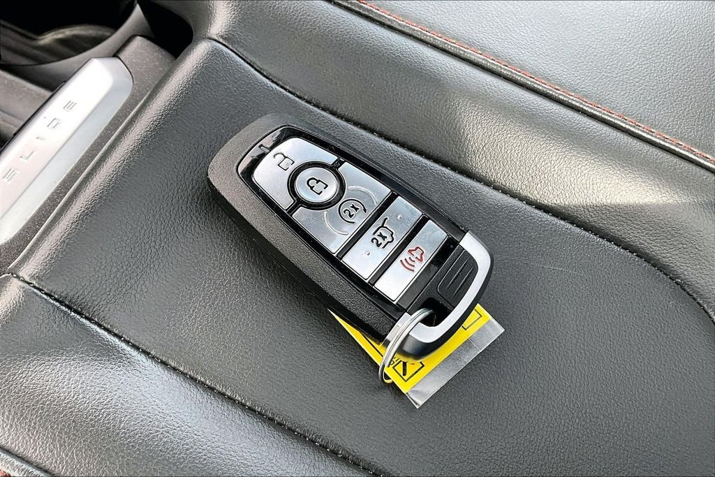Used 2025 Silver Metallic Ford Active image 6