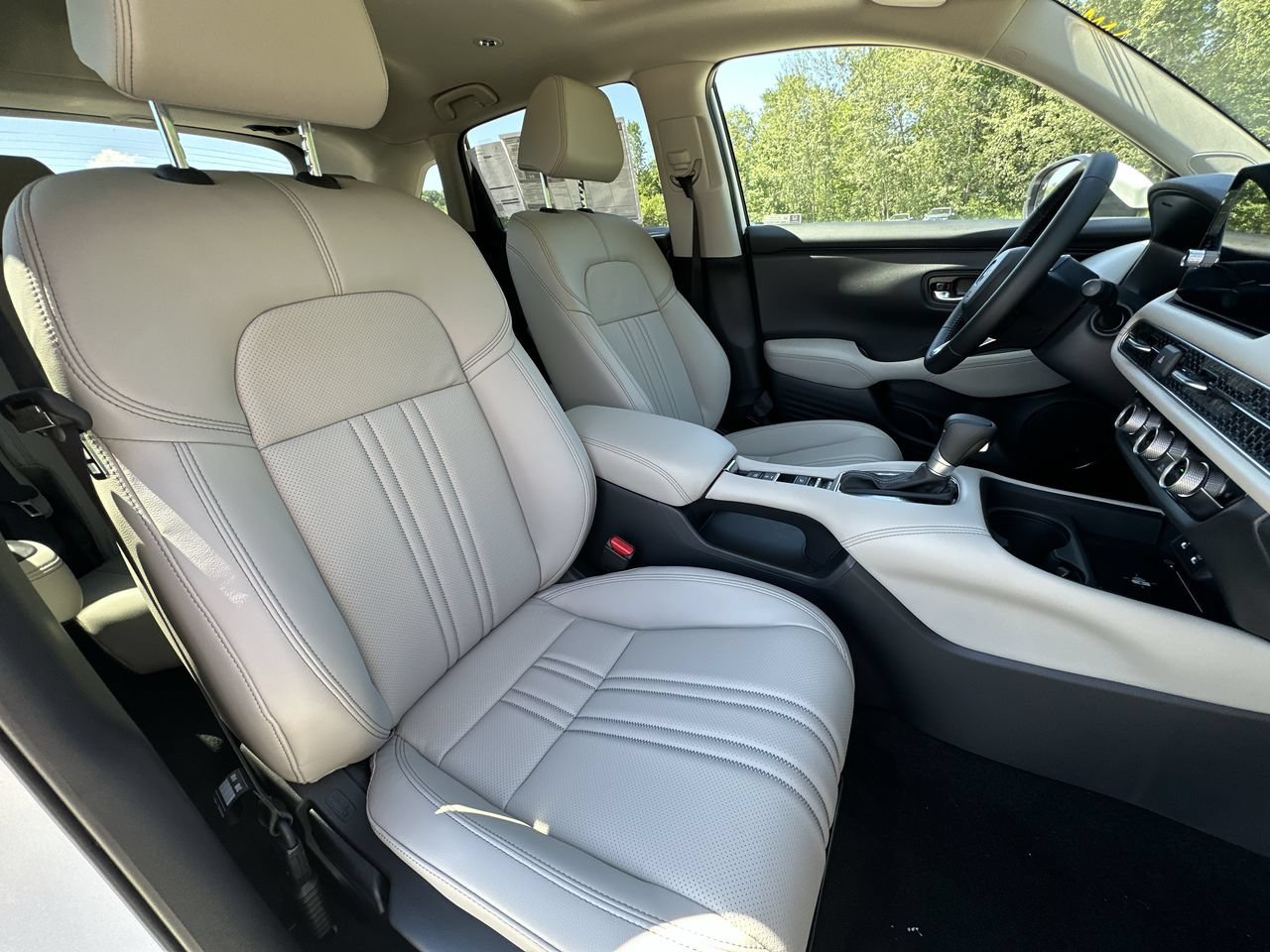 New 2027 Platinum White Pearl Honda EX-L AWD image 24