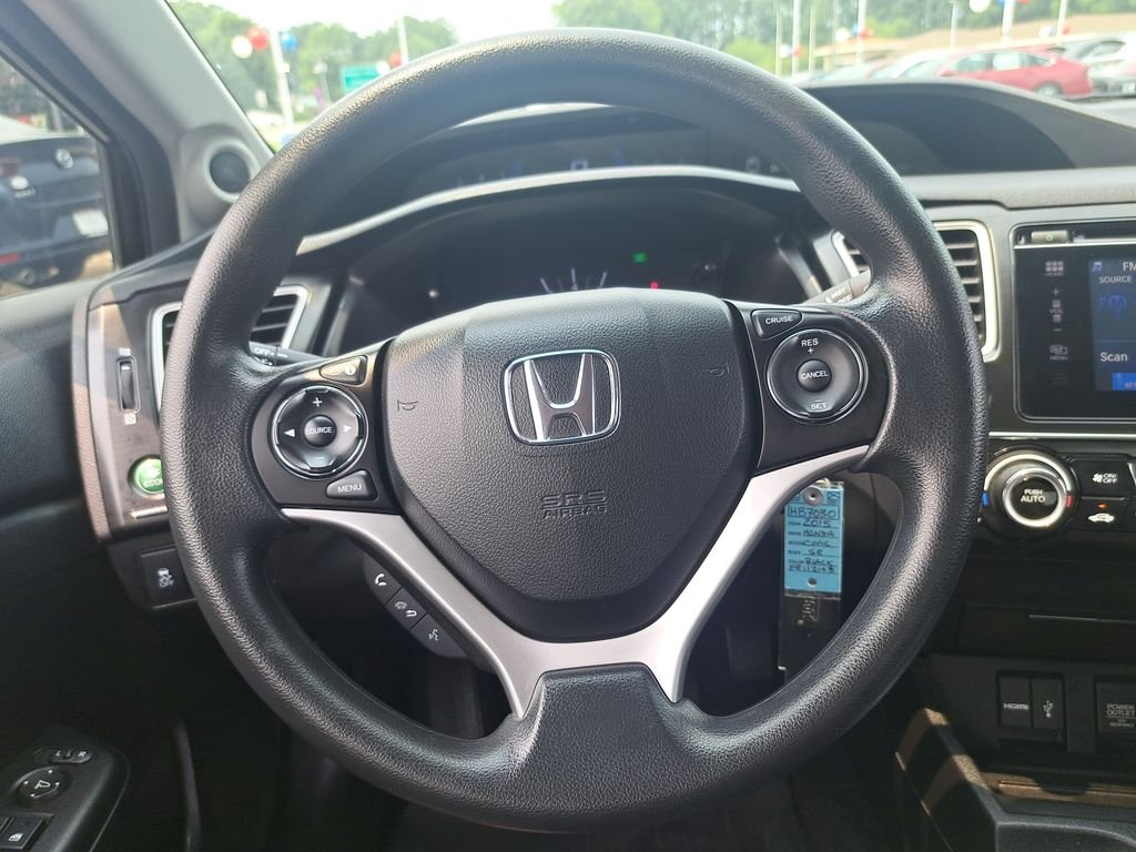 Used 2015 Black Honda SE image 21