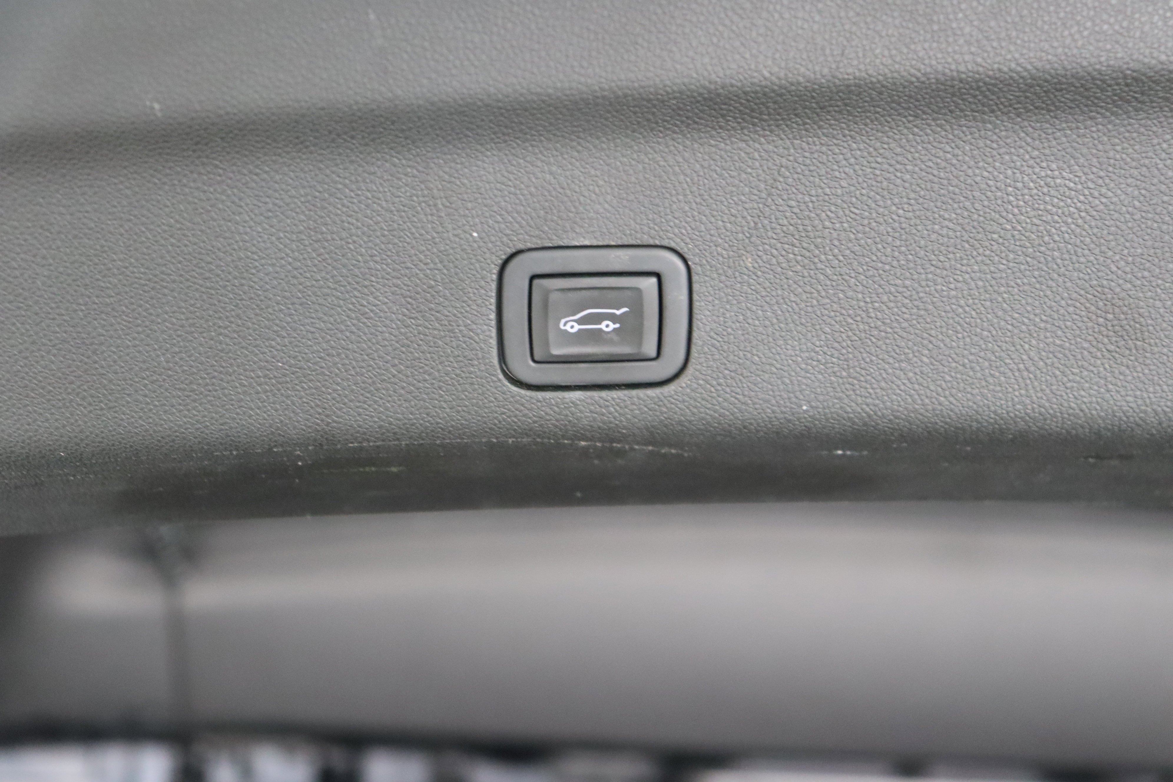 Used 2024 Black Chevrolet Z71 5.3L image 36