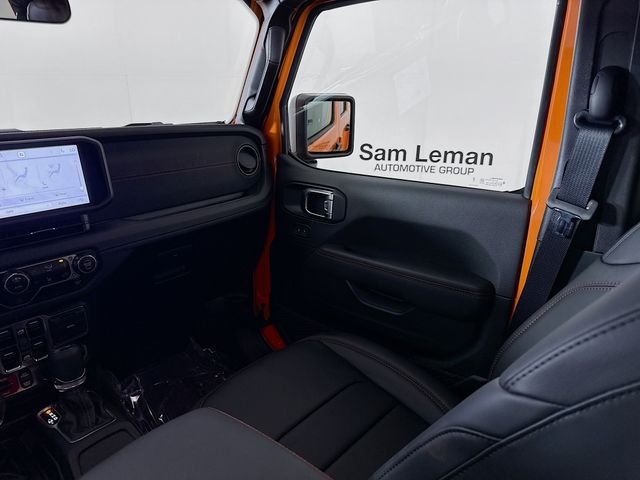 Used 2025 Orange Jeep Rubicon image 21
