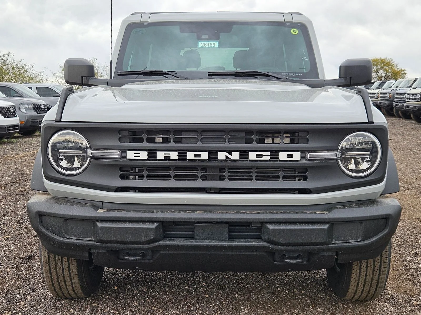 New 2026 Avalanche Ford Base image 2