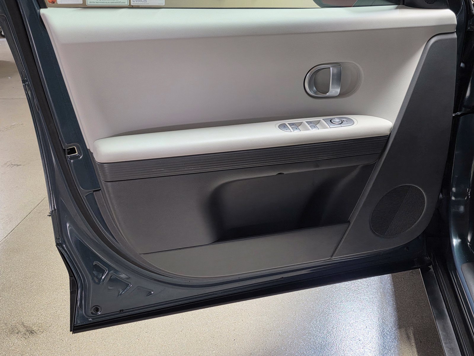 Used 2024 Digital Teal Hyundai SEL image 20