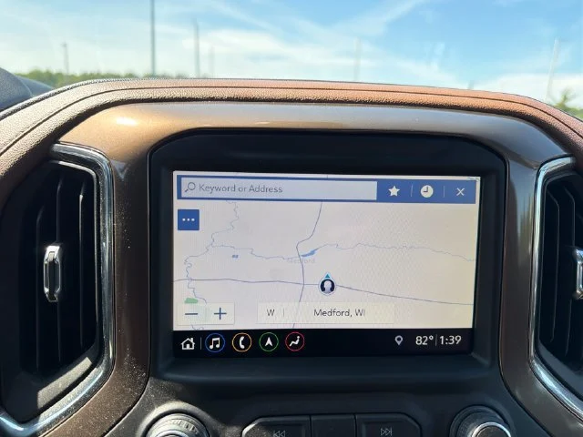 Used 2019 IRIDESCENT PEARL TRICOAT Chevrolet High Country image 22