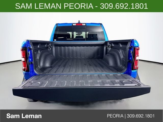 New 2026 Hydro Blue Pearl-Coat Exterior Paint RAM Big Horn/Lone Star image 25